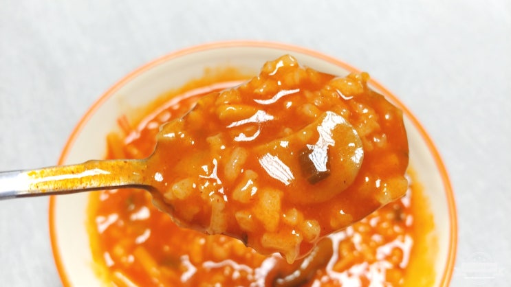  오뚜기 오즈키친 진짬뽕죽! 얼큰한 죽이 생각날 때~
