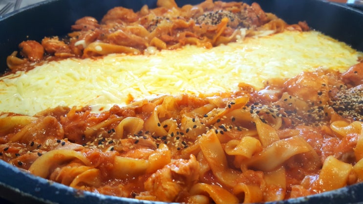  [홍대닭갈비] ' 장인닭갈비 '/ 홍대점/ 실패가 없는 매콤닭갈비!/ 메뉴/ 가격/ 영업시간/ 위치/ 영업시간/ 홍대맛집/ [솔직리뷰]