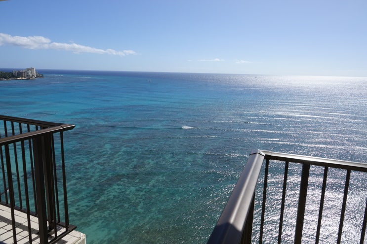 하와이 쉐라톤호텔에서 와이키키해안을 바라본 모습