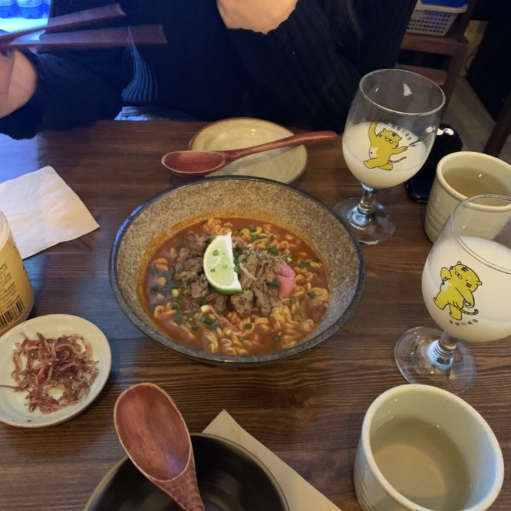  뚝섬유원지 핫플 희식주