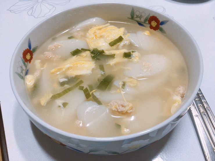  명란떡국을 맛보는 아침! (전참시 이영자 레시피로 만든? 명란떡국)