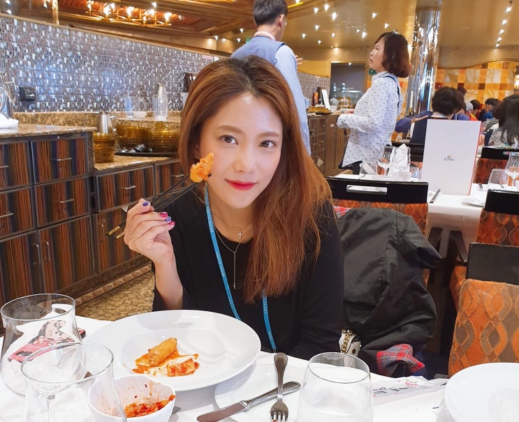  크루즈여행 어떤옷을 입을지 고민 한다면?