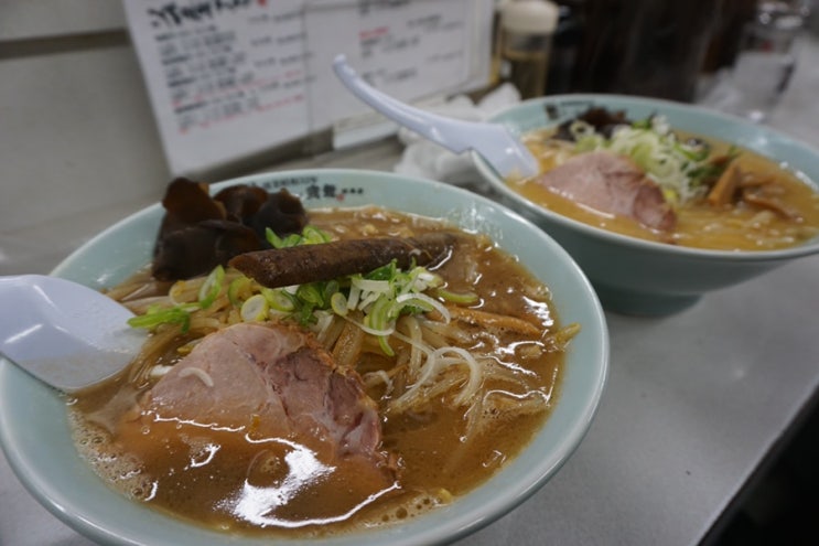  삿포로 여행기! 삿포로에 오셨으면 미소라멘은 필수죠~! 미소라멘의 고장 삿포로에 맛보는 미슐랭 라멘 "호우류라멘 寳龍ラーメン"
