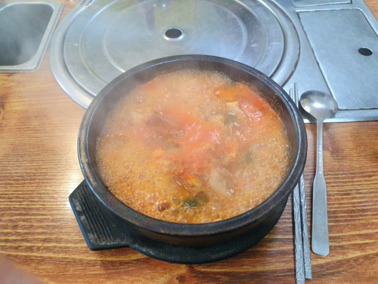  [경성대]숙취에 허덕이는 당신들을 위한 저렴한 뼈해장국 진미뼈다귀