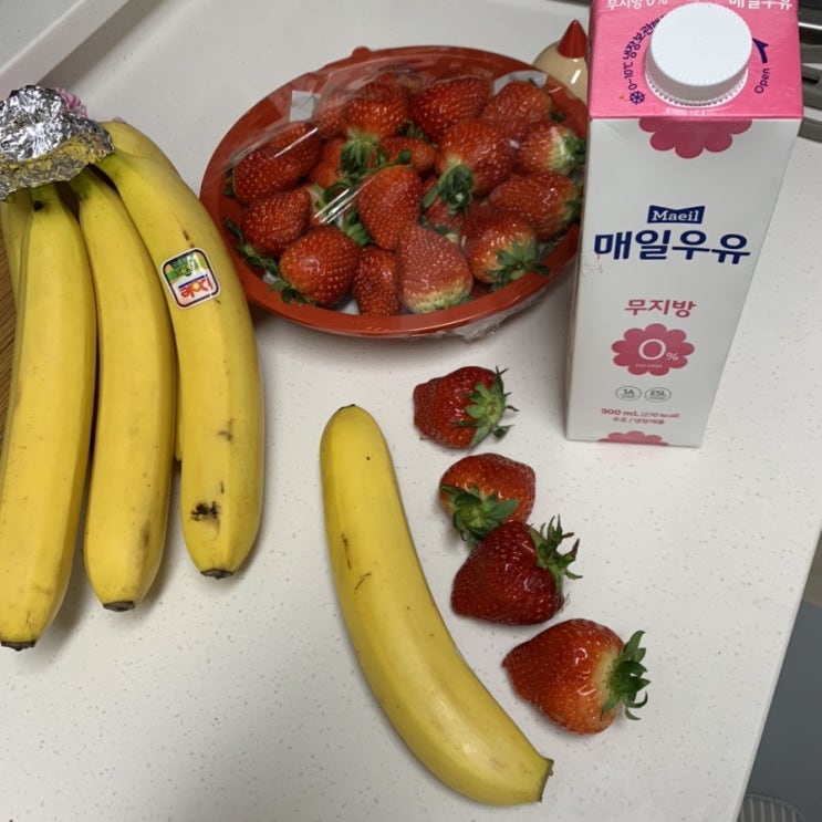 딸기, 바나나 생과일쥬스 만드는 간단한 방법