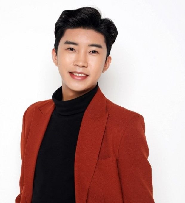 미스터트롯 판에서 말나오는 중인 임영웅 팬카페 후원계좌 미스터트롯 판에서 말나오는 중인 임영웅 팬카페 후원계좌
