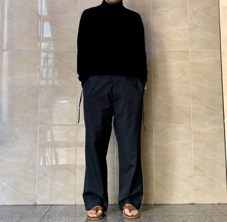  님! 카우보이임? 블럼스 트로피칼 울 사이드 스트링 슬랙스