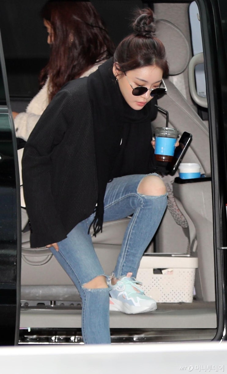200220 연예인 in 공항 200220 연예인 in 공항