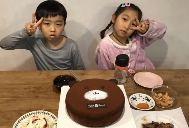둥이들의 8번째 생일