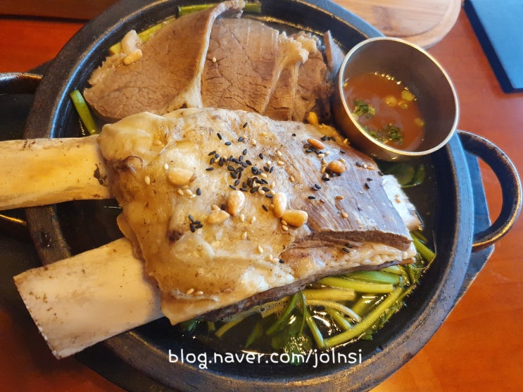  [대전 둔산동 타임월드 맛집]반갱 퓨전한식 왕갈비 양지수육 명란 트러플 가마솥밥 정성스러운 한상!