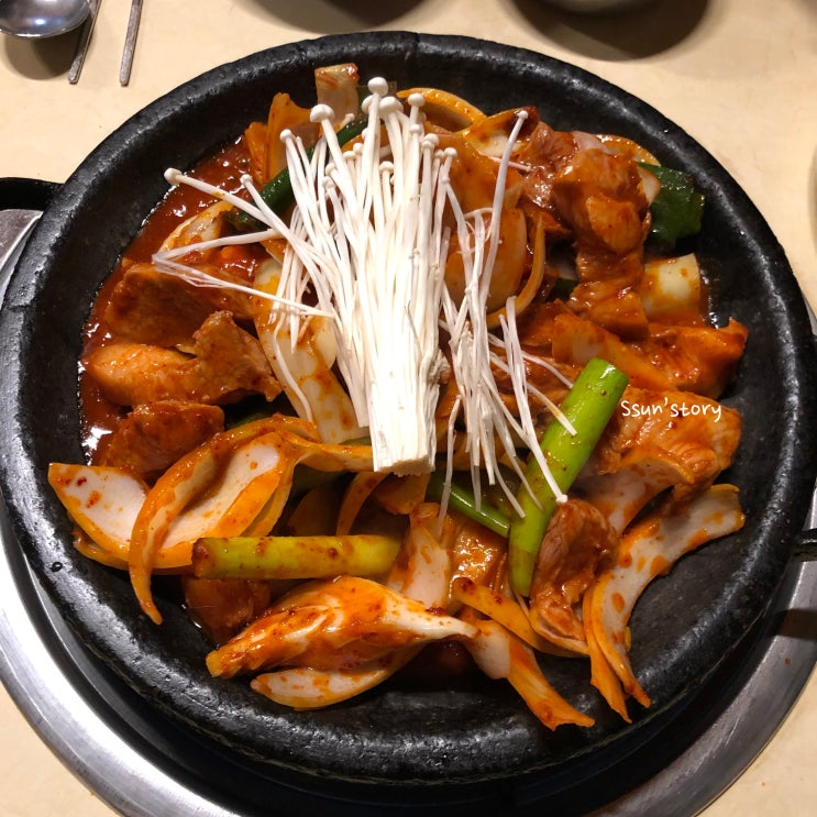 [안산 중앙동] 매콤한 돼지두루치기가 맛있는 '미락식당'