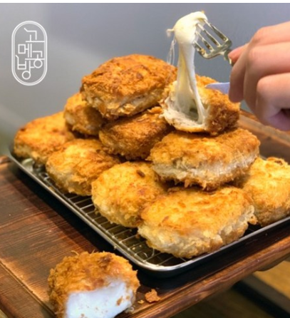  [로켓배송 리뷰]   고메공방 미친치즈돈까스