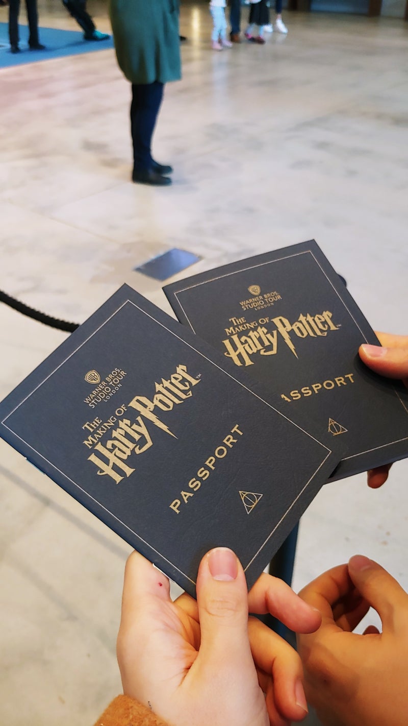 겨울 영국 런던 여행 [3일차] 워너브라더스 해리포터 스튜디오 예약 + 지하철로 가는 방법 + 캠든 타운 (피쉬 앤 칩스 맛집) +  킹스 크로스 주변의 펍 : 네이버 블로그, image size:800x1422