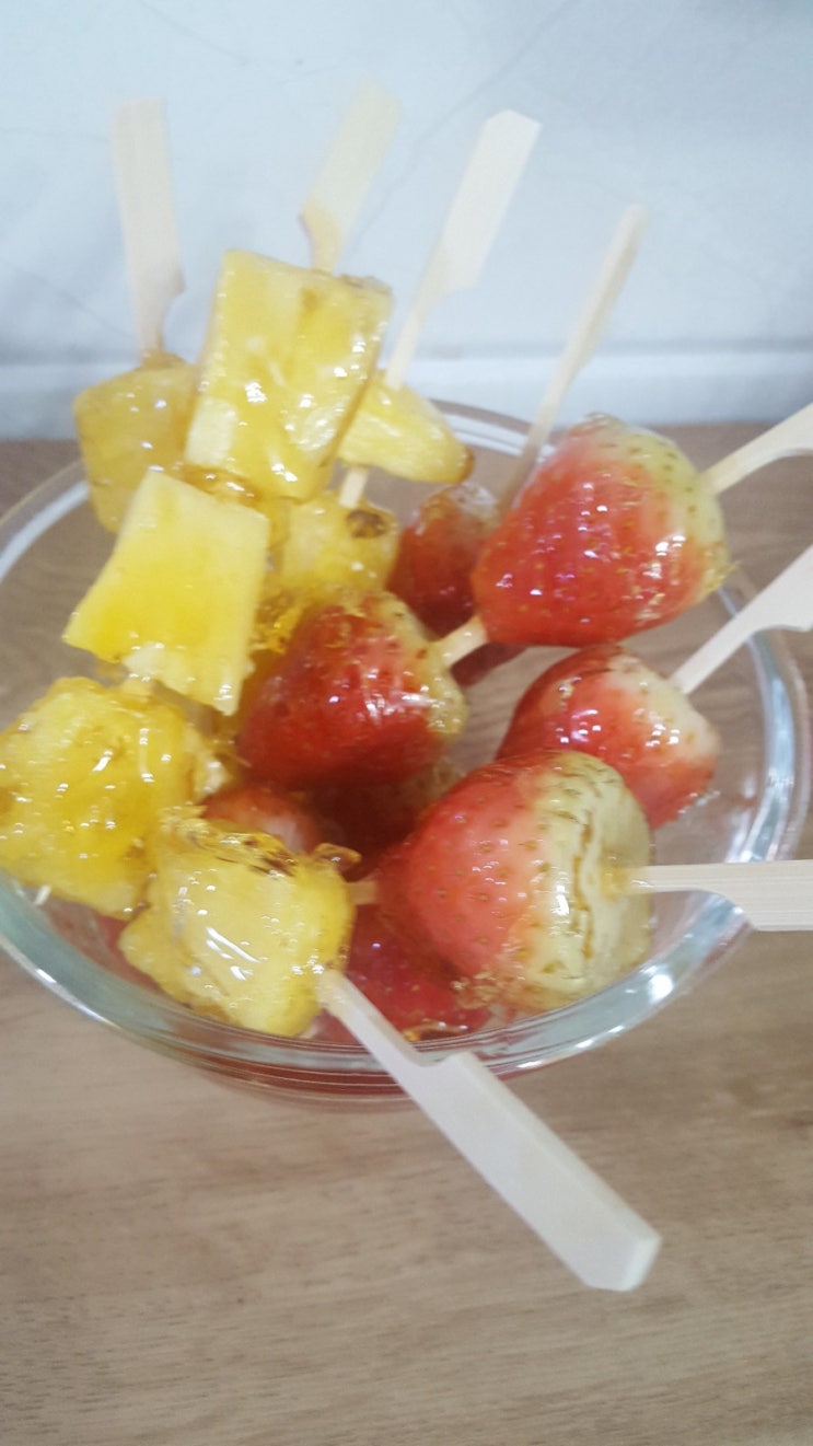 새콤달콤 과일"탕후루" 만들기!딸기탕후루,파인애플탕후루:)