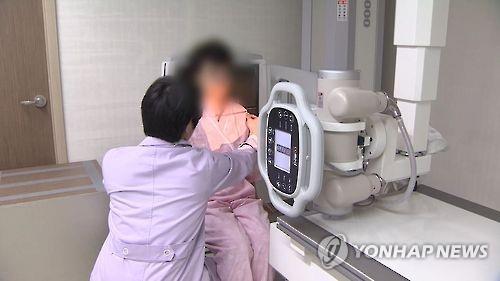 '맘모톰' 시술 소송전, 손보업계 '뜨거운 감자' 되나 / 삼성화재, 각하 판정 후 항소 절차 돌입 '맘모톰' 시술 소송전, 손보업계 '뜨거운 감자' 되나 / 삼성화재, 각하 판정 후 항소 절차 돌입