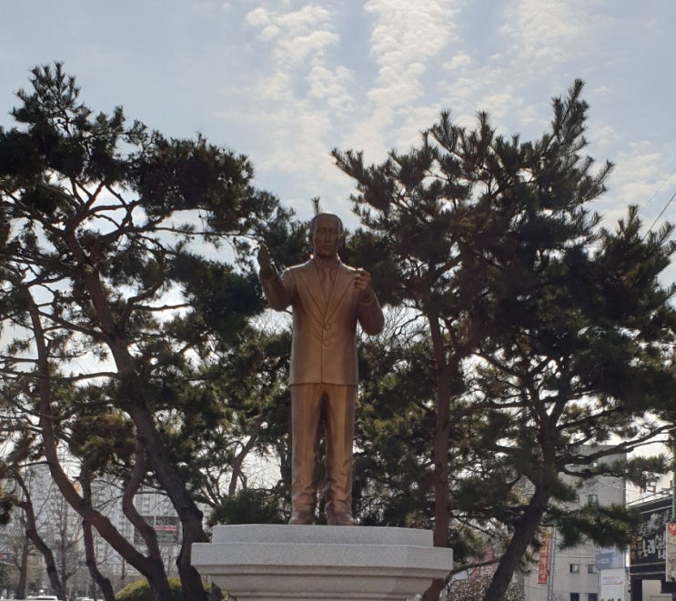 보령 여행, 국채보상운동의 발의자 "독립지사 김광제선생 동상(대한독립 영웅전 테마기행)