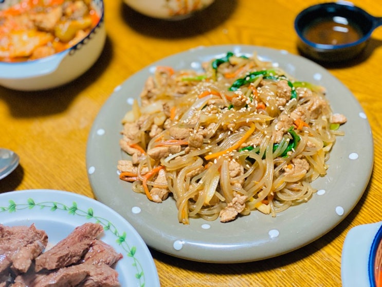  자취생도 쉽게! 간단하게! 맛있게! '잡채' 만드는 방법