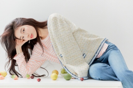  예콩찌 워너비 :: 브랜드 글로벌 코스메틱 랑콤 뮤즈 수지 의 봄이 온듯한 게스 마리끌레르 화보 모음 :-)