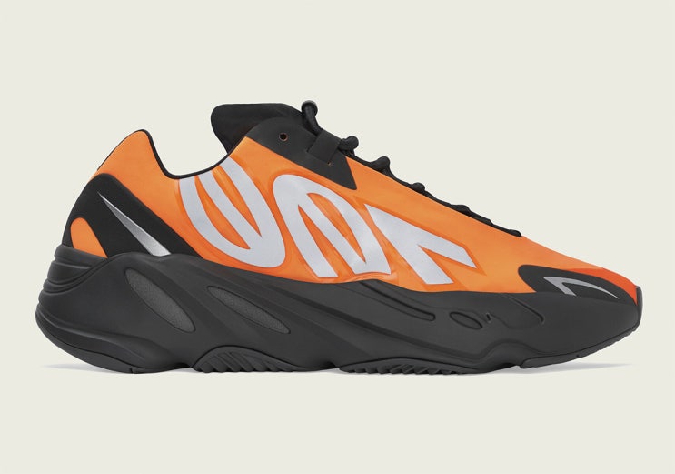  이지부스트 700 MNVN 오렌지 Yeezy Boost 700 MNVN Orange 발매 정보