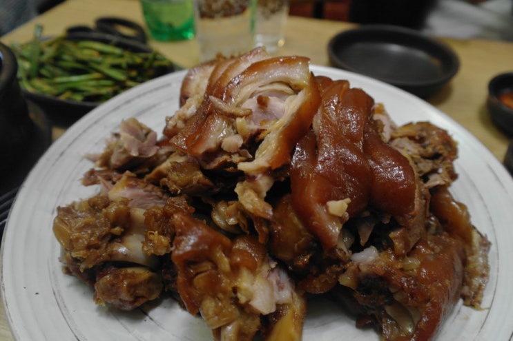  일원동 맛집 족쫄 옹기족발 유명할만 하네