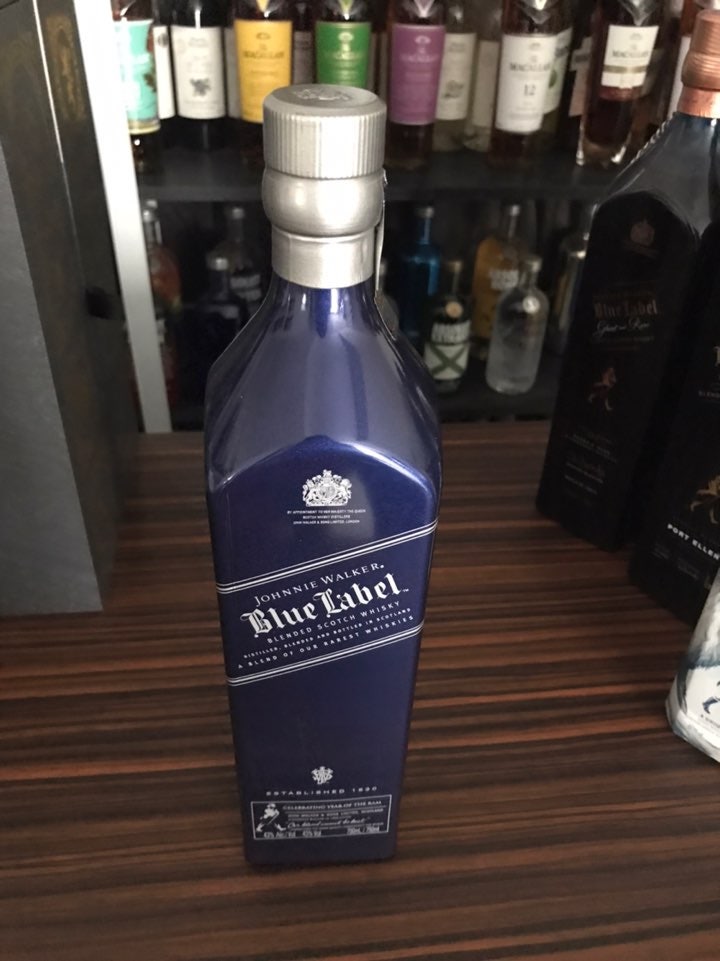 조니워커 블루라벨 띠별 에디션 양띠 (Johnnie Walker Blue Label Year of the Ram)