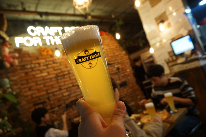  오목교 술집 ) 크래프트한스 오목교점 : 감바스 수제맥주 맛있는 분위기 맛집