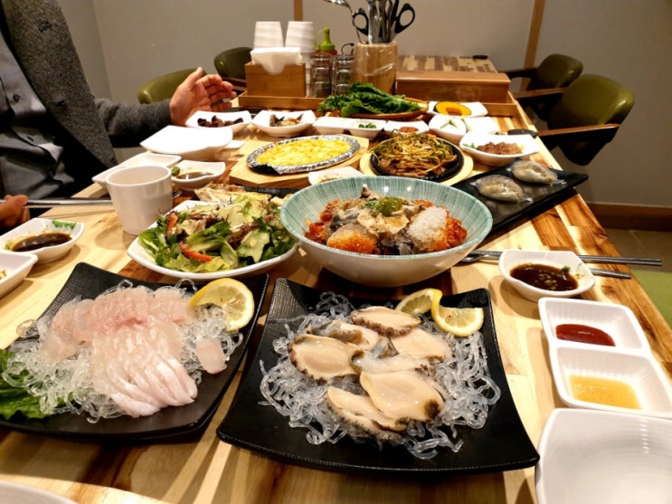  완도코스요리 끝내줬어.