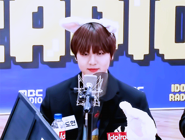 H&D 상황극 장인 남도현 아이돌 라디오 '핸섬 앤 댄디' 보정 움짤! H&D 상황극 장인 남도현 아이돌 라디오 '핸섬 앤 댄디' 보정 움짤!