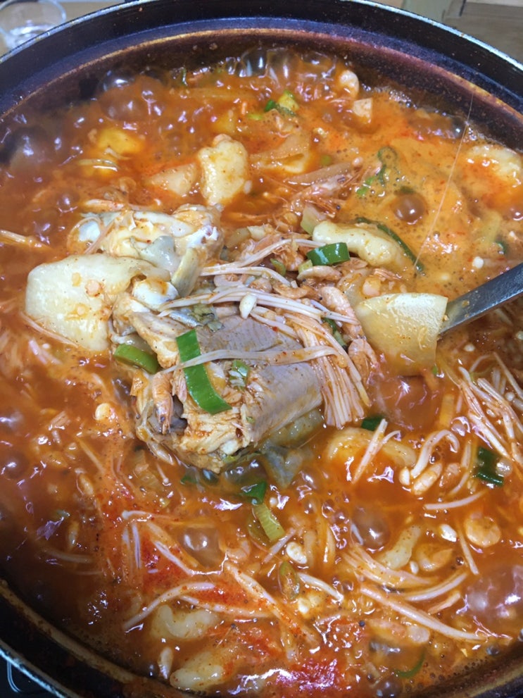  [천안 입장면] 얼큰한 민물 매운탕 맛집 ‘청룡원조매운탕’