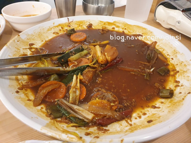 문화동의 맛있고 푸짐한 토고 샐러드로 추천드립니다