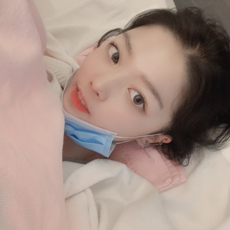   갑자기 생일축하하는 일상 