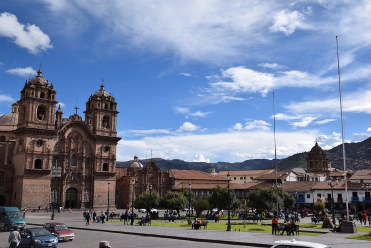 Part 10-[남미배낭여행/페루여행/쿠스코여행]쿠스코 볼리비아 대사관에서 볼리비아 비자받기,쿠스코 센트로 다운타운 시내 (쿠스코 아르마스광장, 쿠스코대성당, 12각돌,쿠스코야경)