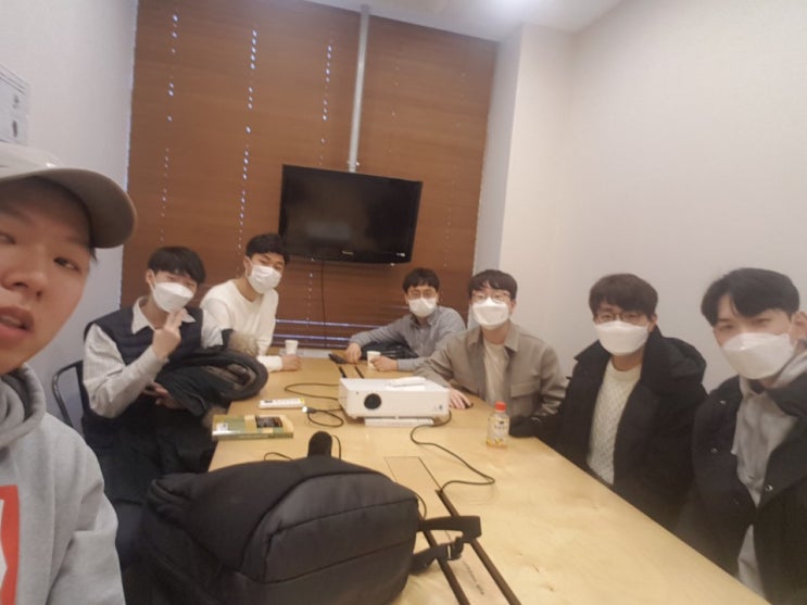  자기계발 모임 'Comfort Zone Breakers' 1주년 후기