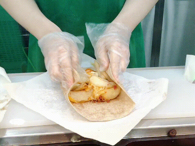  서브웨이 치킨베이컨미니랩 VS 베이컨웨지미니랩