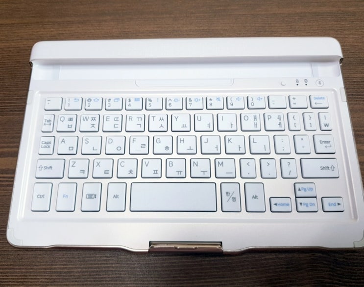  겔럭시 탭S8.4 블루투스 키보드 EJ-CT700