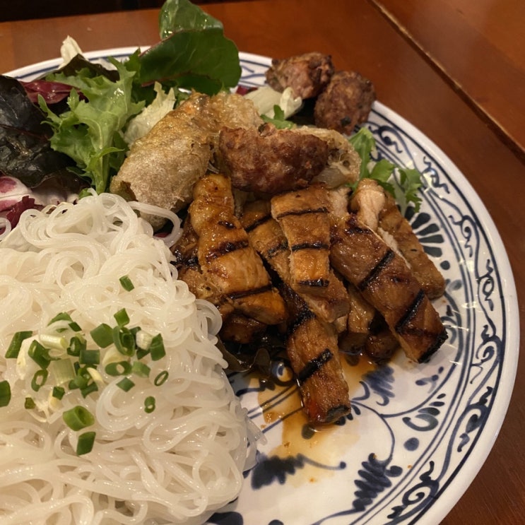 청담 뜨끈한 쌀국수 맛집 파파호