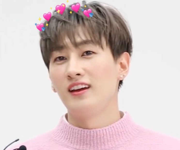 <b>슈퍼주니어 은혁</b> /  코로나19 확산방지를 위해 성금 <b>1억</b>원... 