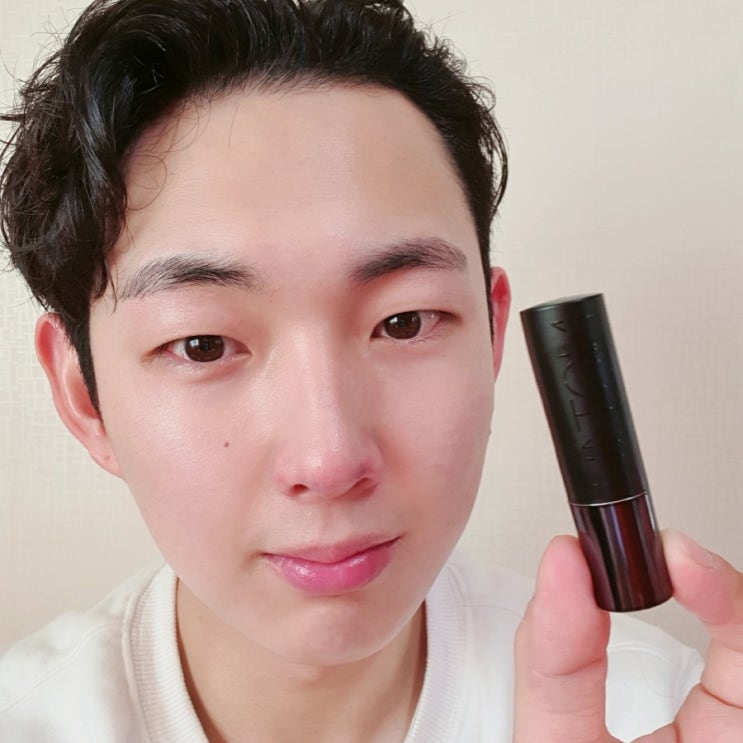  남자발색립밤추천 / 낫포유 키스밤포맨 / 키스를 부르는 입술