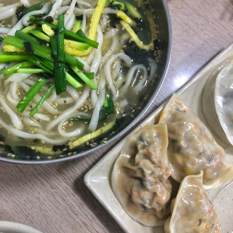  중곡동 맛집ㅣ신성시장에 숨겨진 <신성 손칼국수, 할머니 손칼국수>
