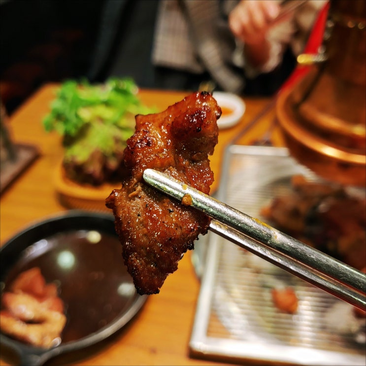  무한리필 고기집은 거르라고 했지만... 인덕원 벌말초 근처 사또갈비를 털어봤습니다.