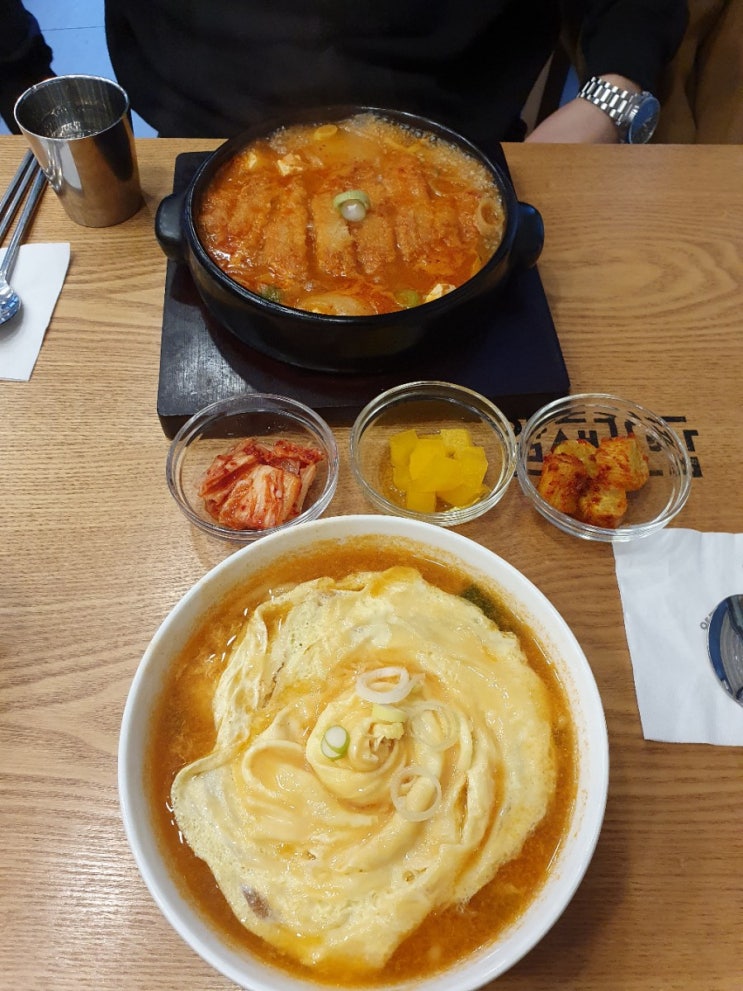 [청주 맛집] 얌샘김밥 추천메뉴: 얼큰계란우동, 돈까스 김치찌개