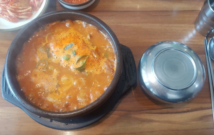 인천 청라 맛집 / 청라 순대국 / 청라 해장 / 국물 한입에 숙취 달아나는 &lt;가좌동진천토종순대 청라점&gt;