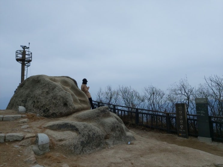인왕산 등산코스 - 무악재 하늘다리 》 인왕정 》 해골바위 》 서울 성곽길 》 인왕산 A5지점 》 인왕산 정상