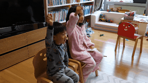  부모i에 집콕놀이로 신나는 실내놀이가 소개됐어요!