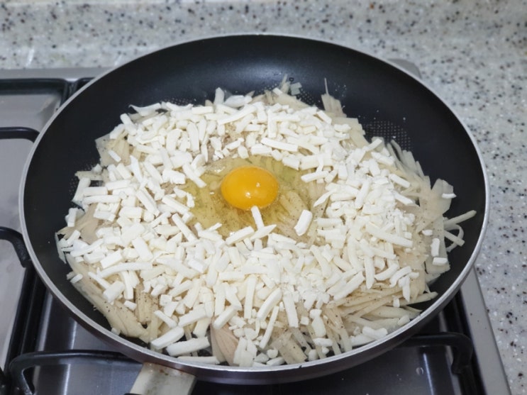 엄마표 간식 쉽고 간단한 치즈감자전 간편 감자요리 아이 간식 간단한 간식 만들기 엄마표 간식 쉽고 간단한 치즈감자전 간편 감자요리 아이 간식 간단한 간식 만들기