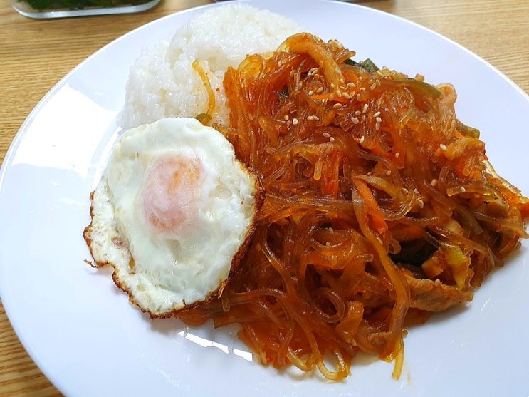 남은 잡채로 만든 잡채밥! 아기꺼 잡채 우리꺼 매운잡채밥 남은 잡채로 만든 잡채밥! 아기꺼 잡채 우리꺼 매운잡채밥