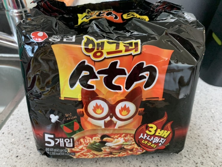  앵그리 너구리 나도 먹어봤다!!! 앵그리 너구리로 짜파구리 끓이기~