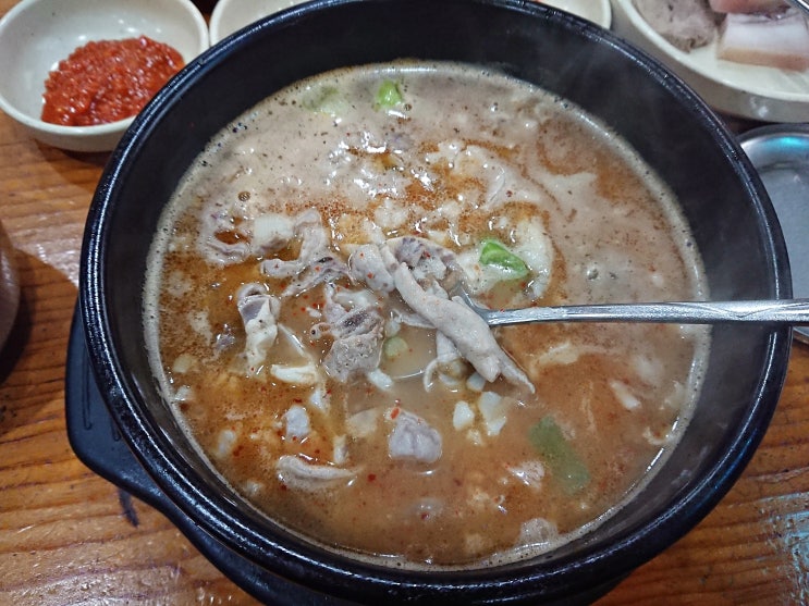  대전 봉산동 '충남순대' 순대국밥