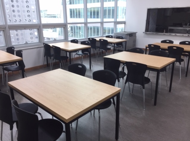  구내 식당 _ 4인 테이블 _ 오크