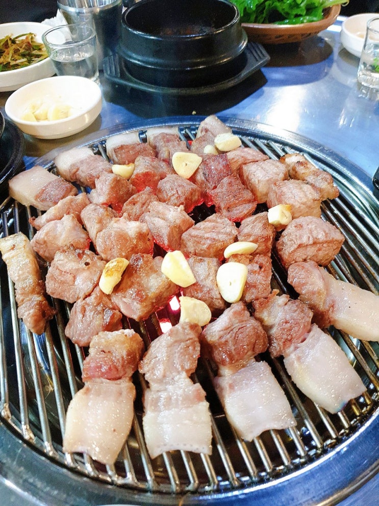 제주도 든 고기 전문점 생돈 구위촌입니다 / 제주시 노형동 맛집 / 공항 근처 / 현지인 추천 제주도 맛집입니다^^ 제주도 든 고기 전문점 생돈 구위촌입니다 / 제주시 노형동 맛집 / 공항 근처 / 현지인 추천 제주도 맛집입니다^^